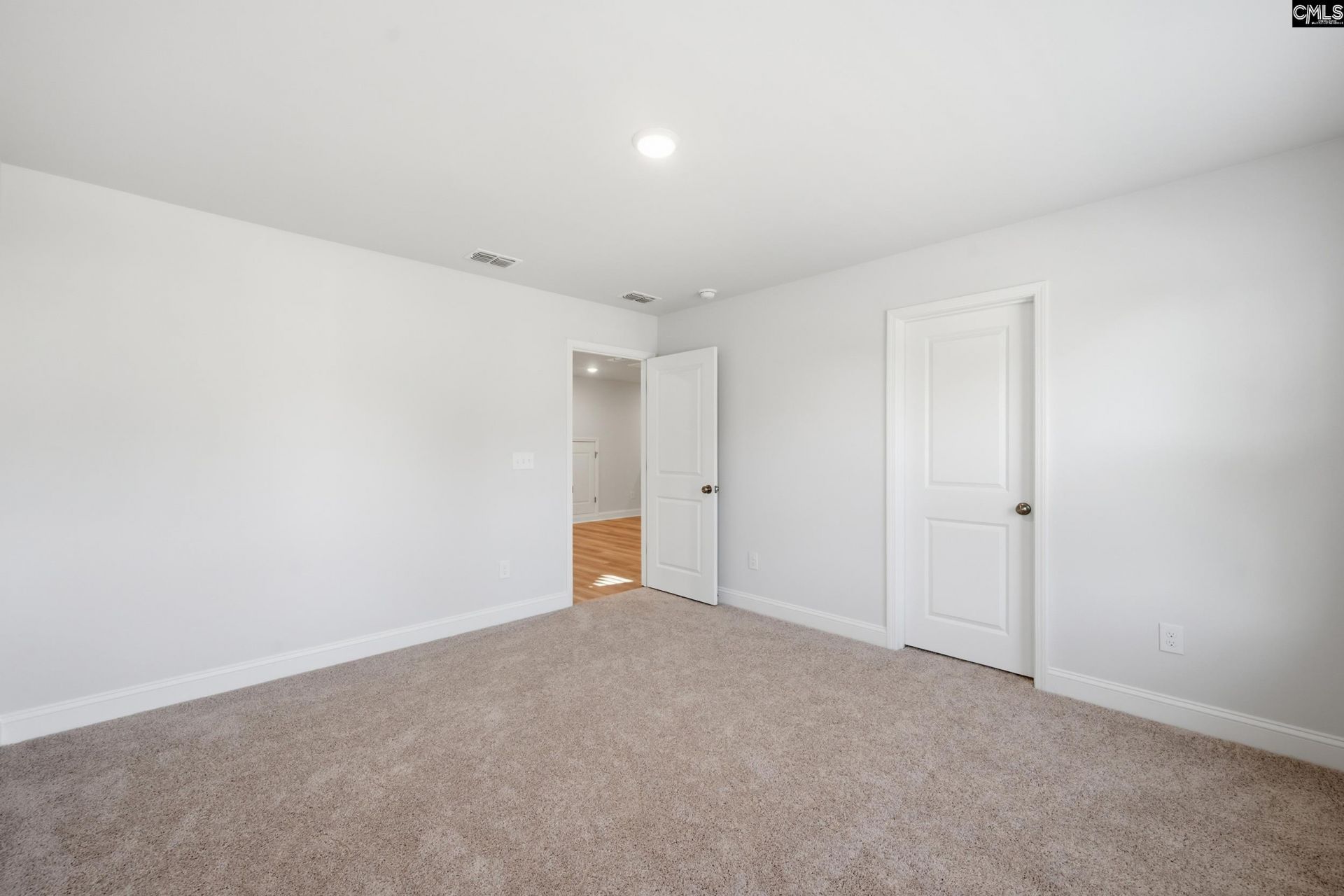 525 Carters Grove Lane Photo 15