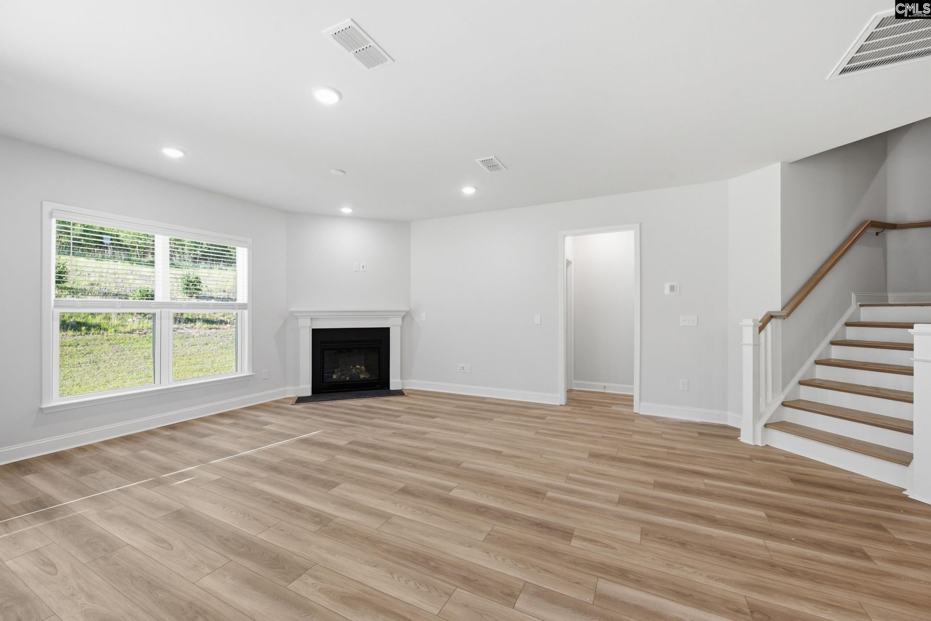525 Carters Grove Lane Photo 24