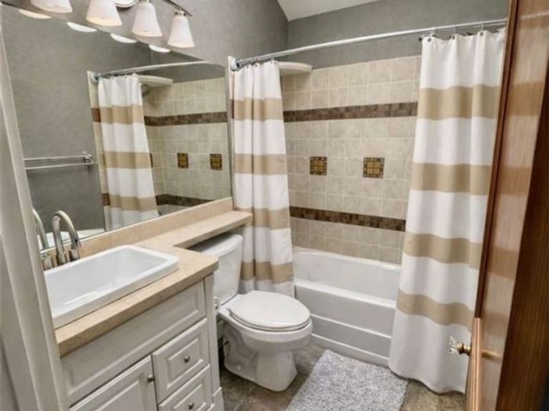 347 Riverside Drive , Painesville, OH 44077 Photo 13