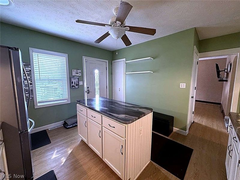 347 Riverside Drive , Painesville, OH 44077 Photo 6