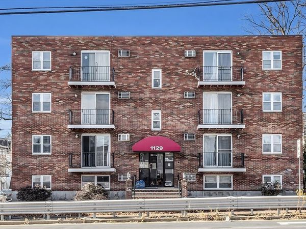 1129 North Shore Road, Unit 3D, Revere, MA 02151