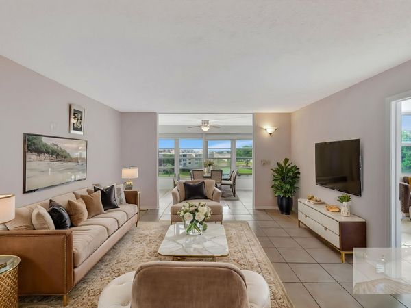 14623 Bonaire Boulevard, Unit 502, Delray Beach, FL 33446