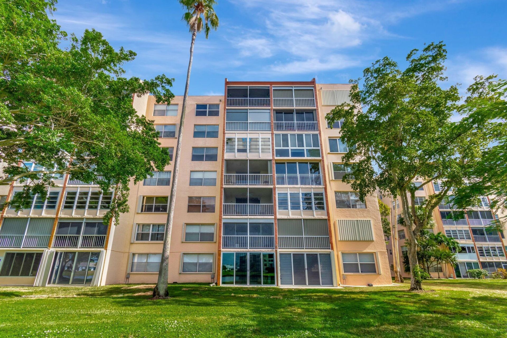 14623 Bonaire Boulevard, Unit 502, Delray Beach, FL 33446 Photo