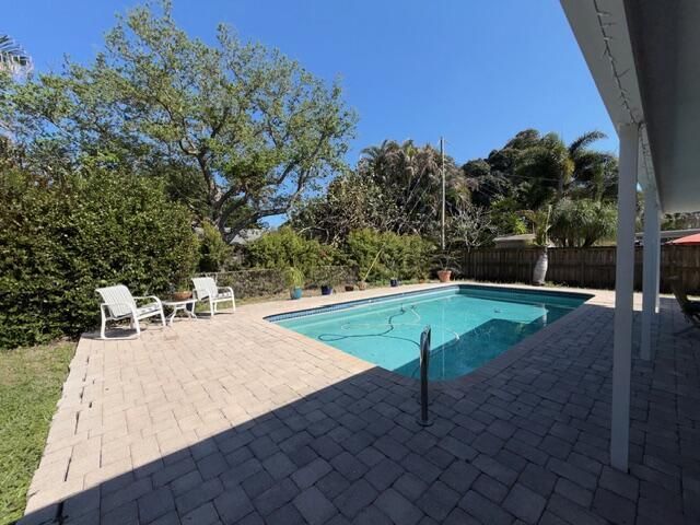 394 Evergreen Avenue, Tequesta, FL 33469 Photo