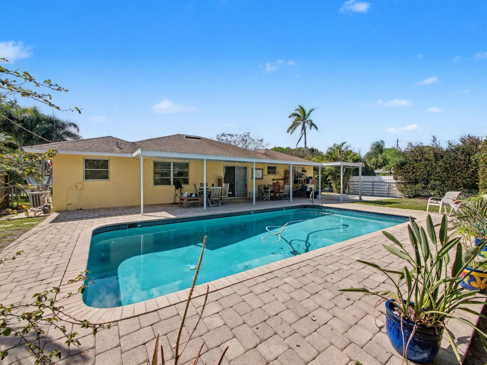 394 Evergreen Avenue, Tequesta, FL 33469 Photo