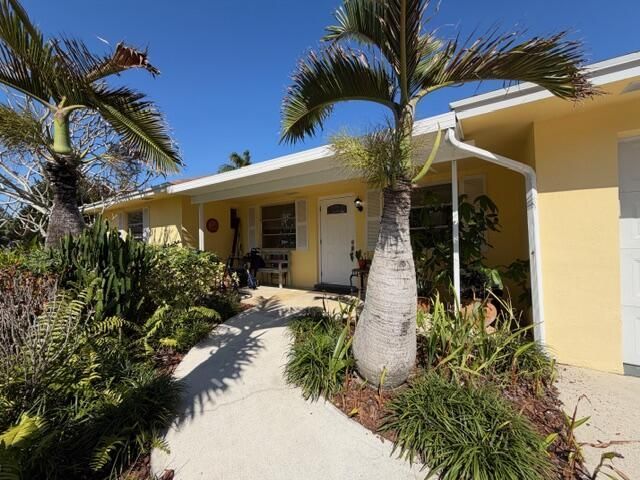 394 Evergreen Avenue, Tequesta, FL 33469 Photo