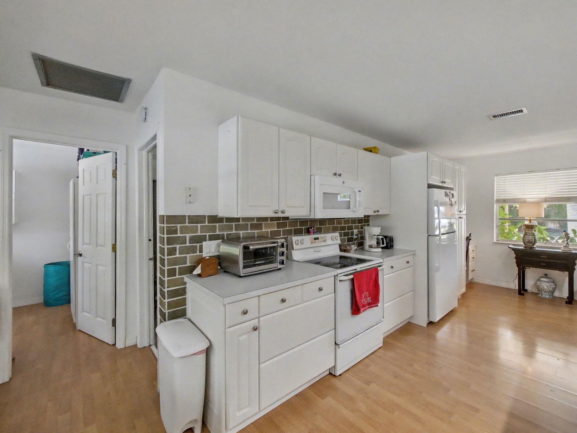 394 Evergreen Avenue, Tequesta, FL 33469 Photo