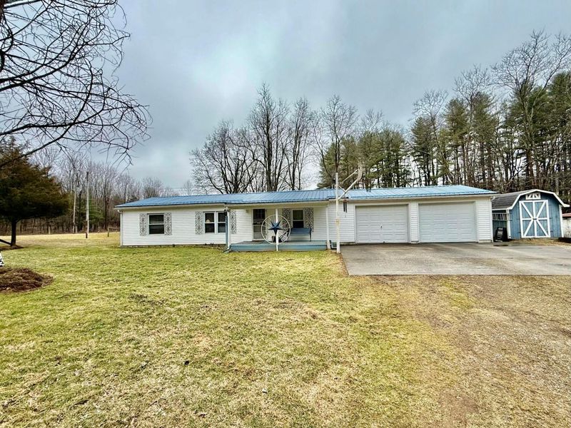 6929 Hillcrest Road, Saint Louisville, OH 43071 Photo 1