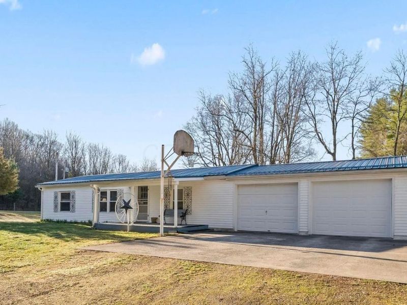 6929 Hillcrest Road, Saint Louisville, OH 43071 Photo 13