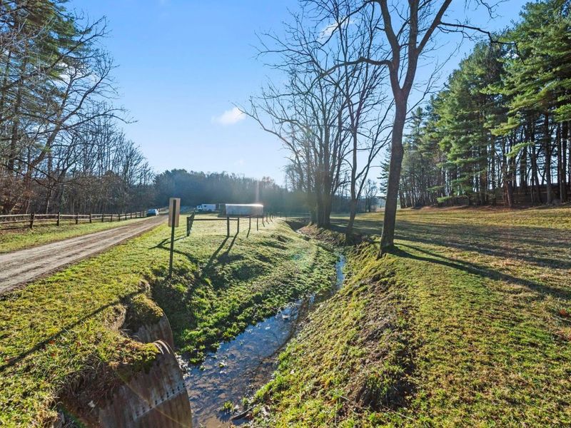 6929 Hillcrest Road, Saint Louisville, OH 43071 Photo 4