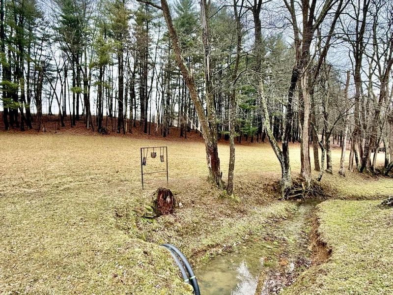 6929 Hillcrest Road, Saint Louisville, OH 43071 Photo 7