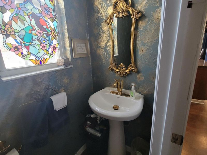 4081 Peregrine Pass Drive , Columbus, OH 43230 Photo 11