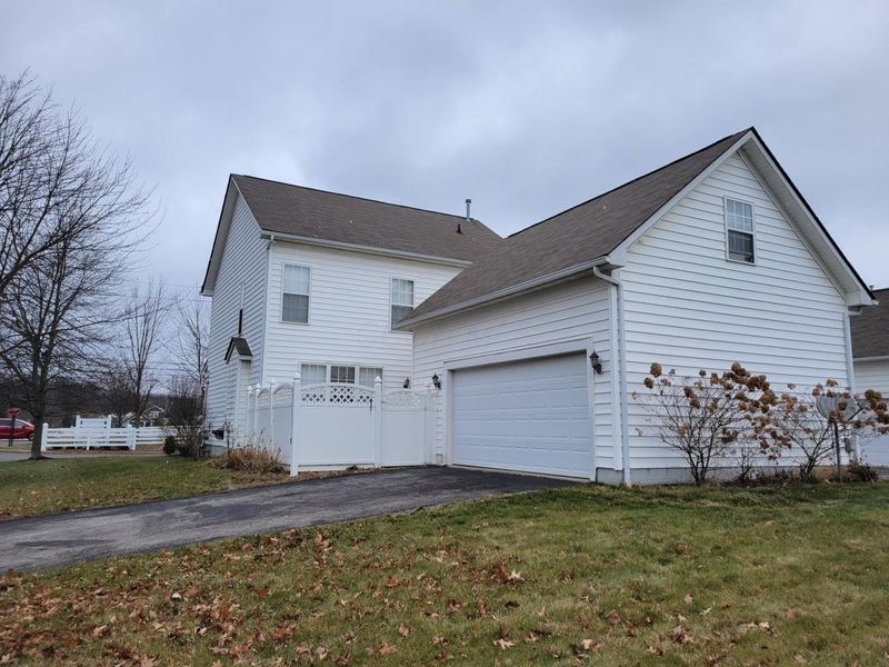 4081 Peregrine Pass Drive , Columbus, OH 43230 Photo 23