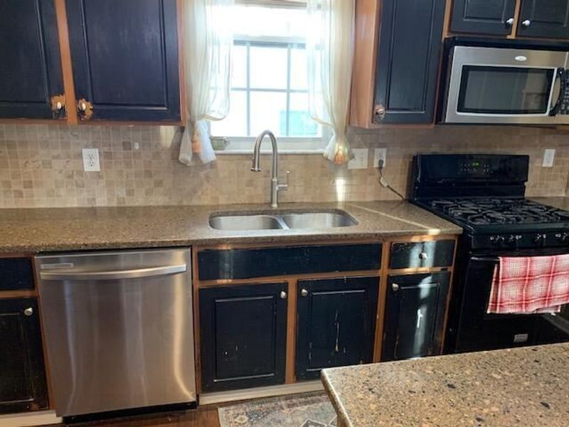 4081 Peregrine Pass Drive , Columbus, OH 43230 Photo 6