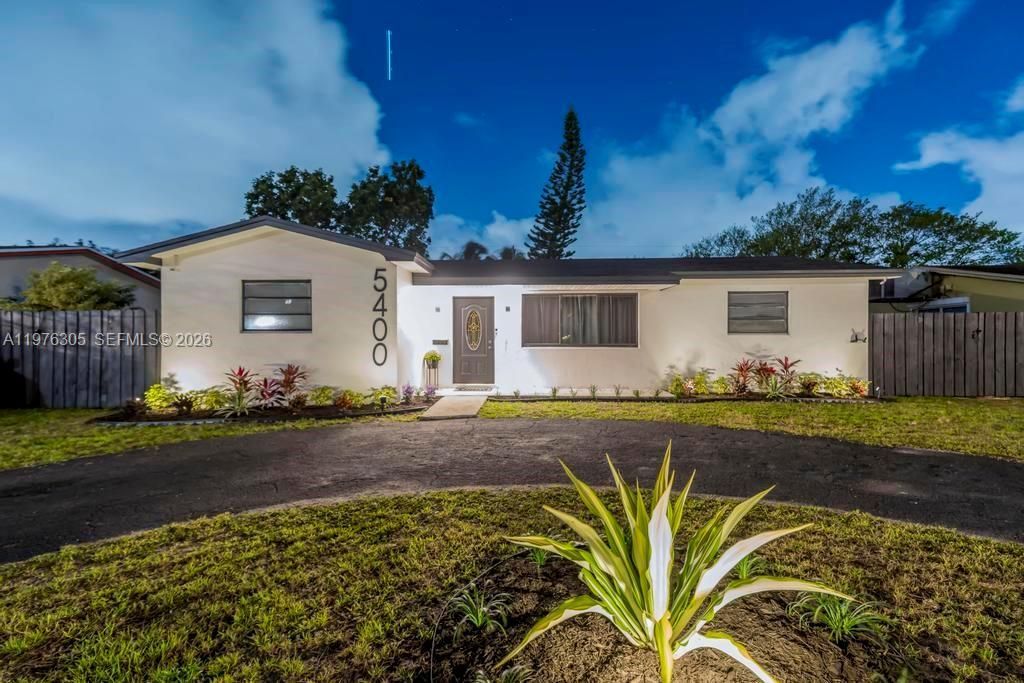 5400 Van Buren St, Hollywood, FL 33021 Photo