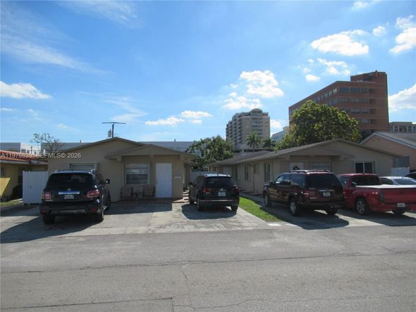 3674 SW 25th Ter , Unit 3674, Miami, FL 33133