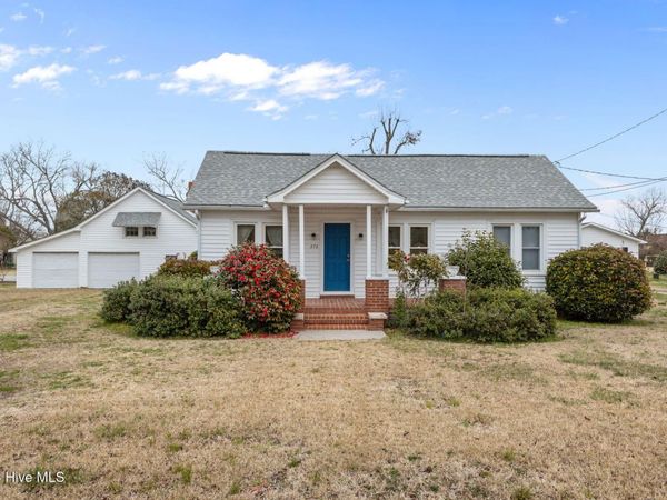 272 Highway 101, Beaufort, NC 28516