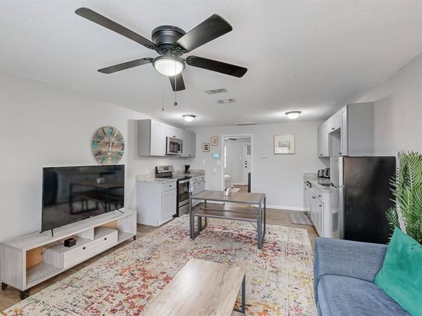 1532 Whitaker Avenue, Dallas, TX 75216