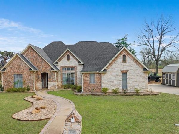 3760 Woodland Lane, Paris, TX 75462