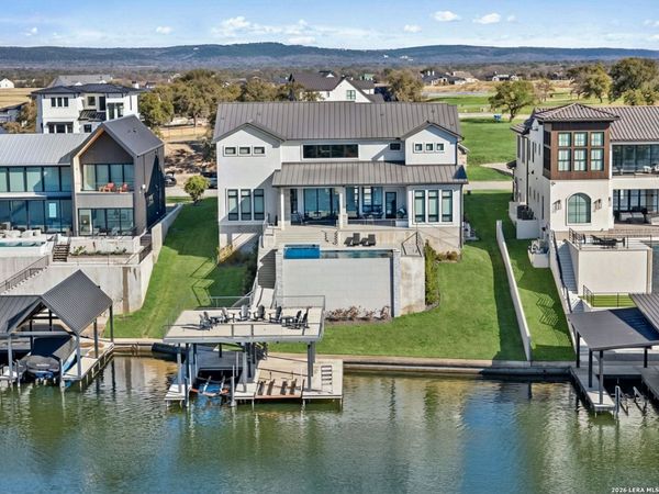 121 Houdini, Kingsland, TX 78639