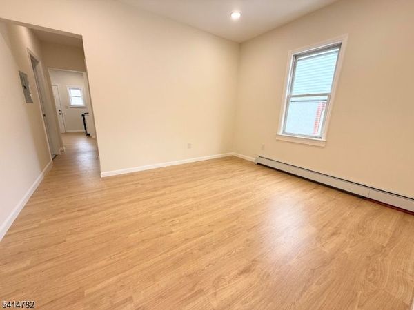 356 Carnegie Pl, Union, NJ 07088