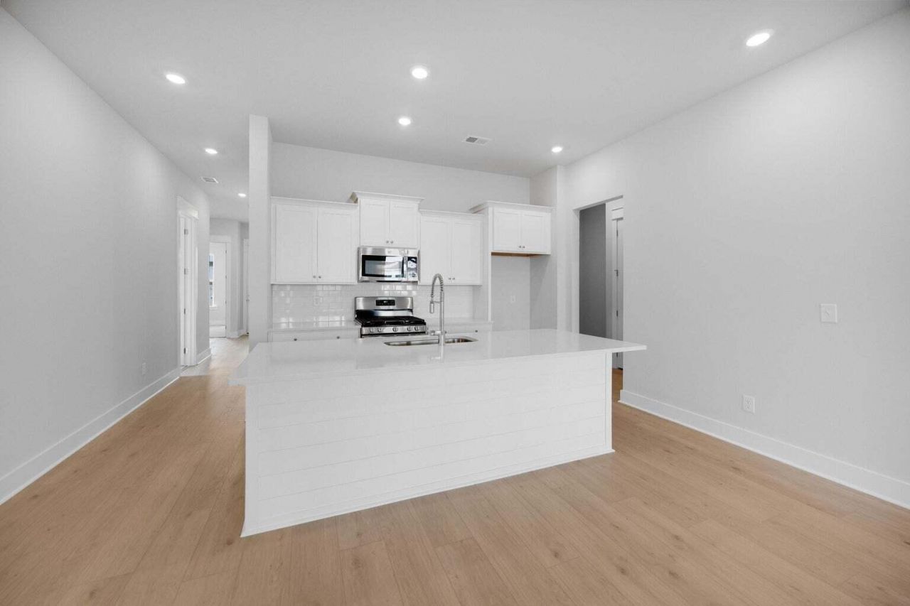 113 Cloverfield Trail Drive Photo 5