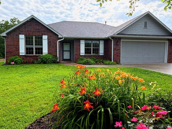 14902 E 370 Road, Claremore, OK 74017