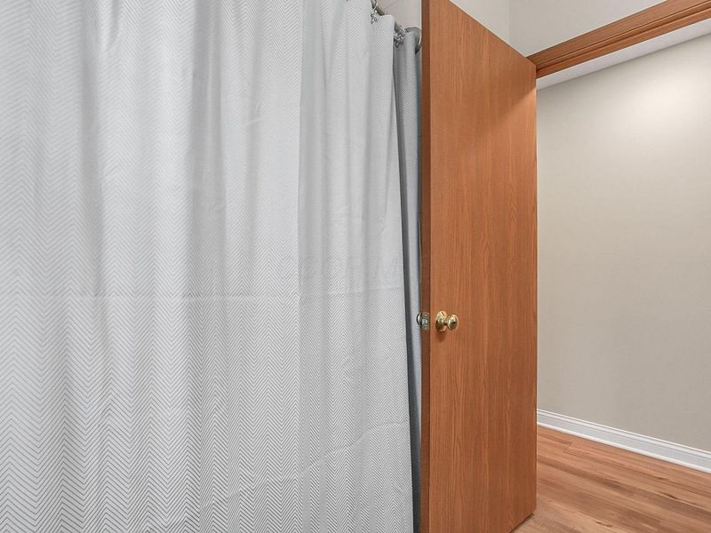 2048 Mayflower Circle, Grove City, OH 43123 Photo 27