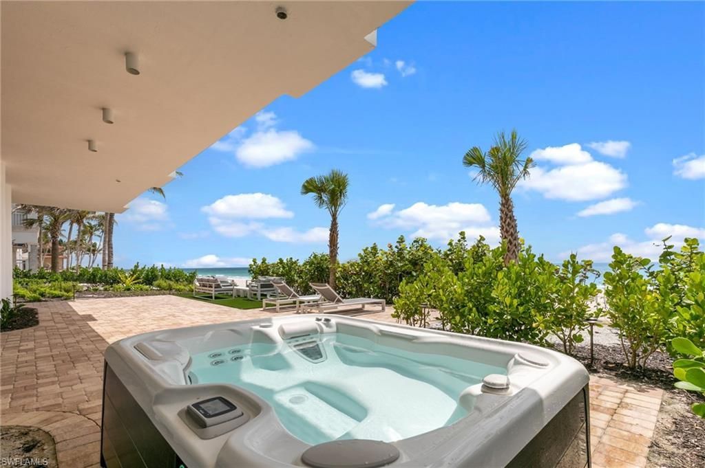 3860 Gordon Dr , Naples, FL 34102 Photo