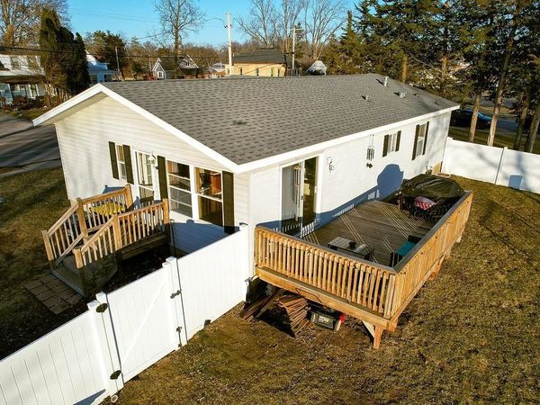 818 E State Street, Mauston, WI 53948