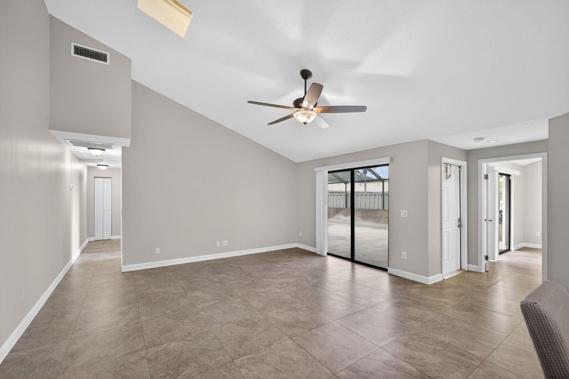 5258 Eagle Lake Drive, Palm Beach Gardens, FL 33418 Photo