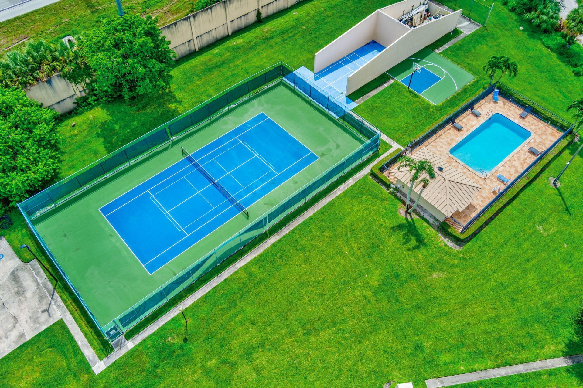 5258 Eagle Lake Drive, Palm Beach Gardens, FL 33418 Photo