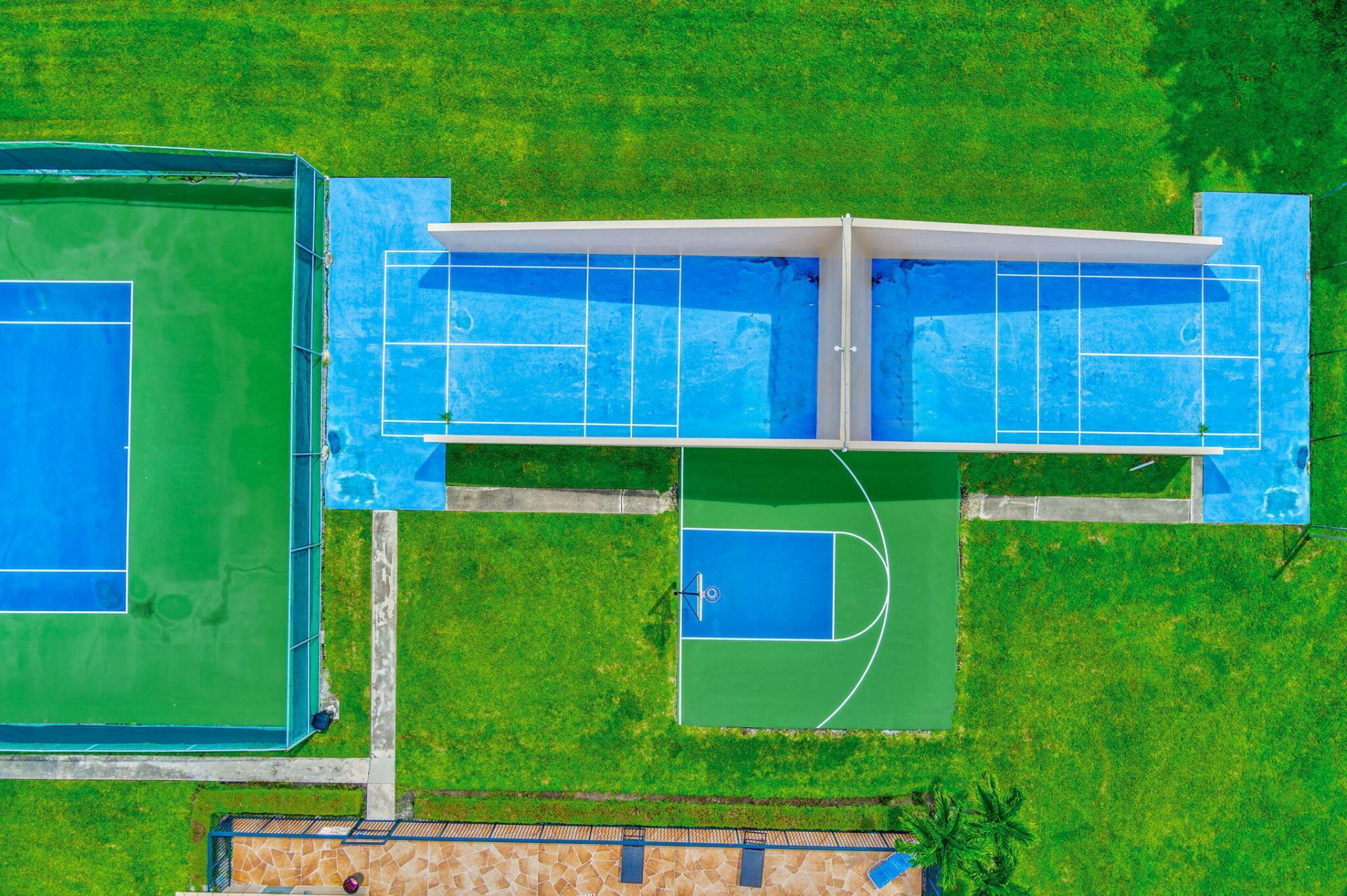 5258 Eagle Lake Drive, Palm Beach Gardens, FL 33418 Photo