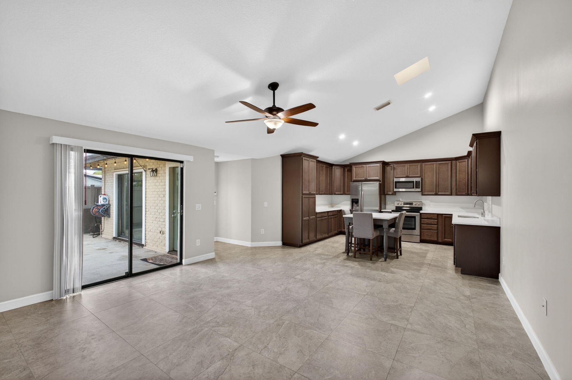 5258 Eagle Lake Drive, Palm Beach Gardens, FL 33418 Photo