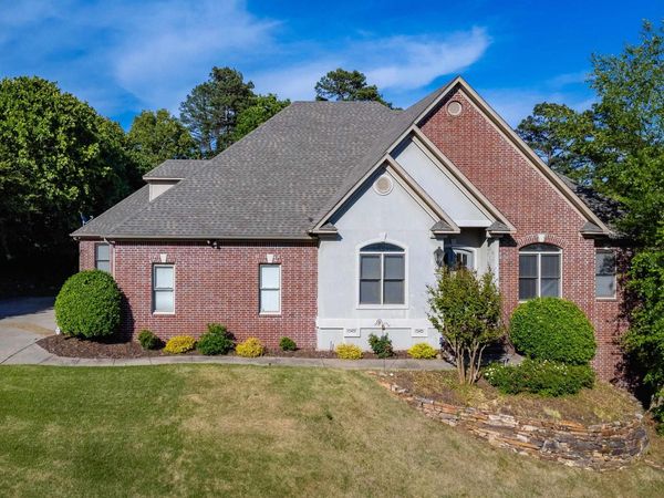 115 Noyant Drive, Little Rock, AR 72223