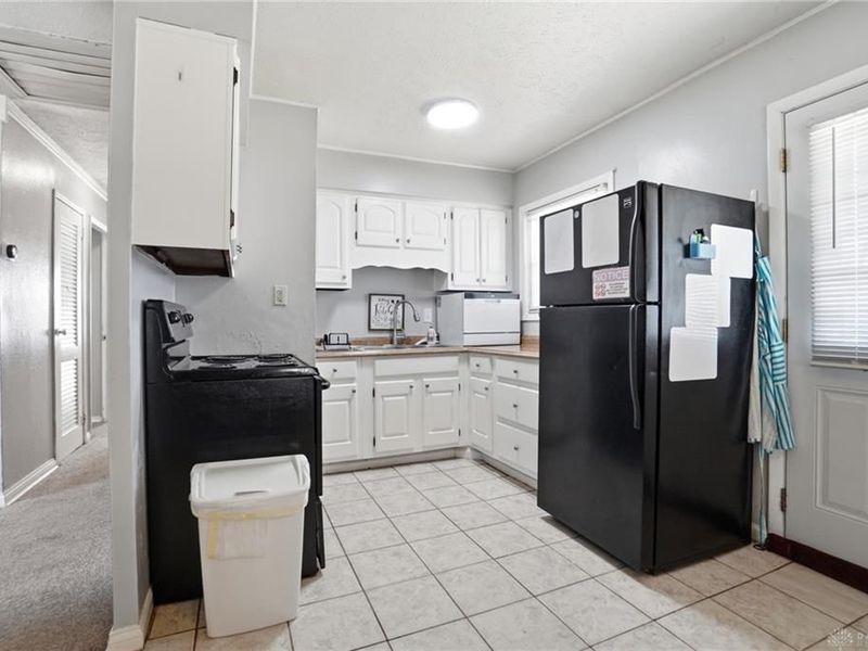 5588 Sharp Road, Dayton, OH 45432 Photo 8