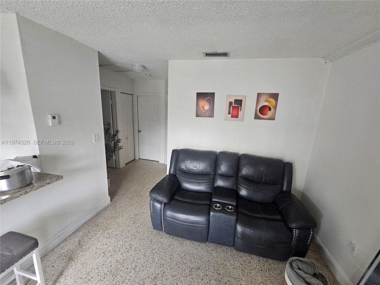 1241 NW 6th St, Unit 6, Miami, FL 33125 Photo