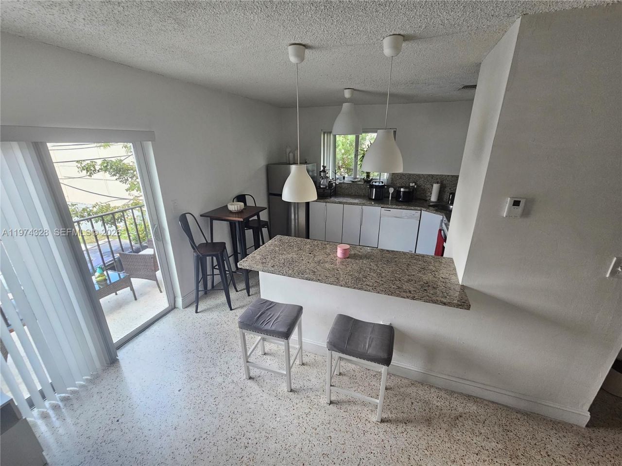 1241 NW 6th St, Unit 6, Miami, FL 33125 Photo