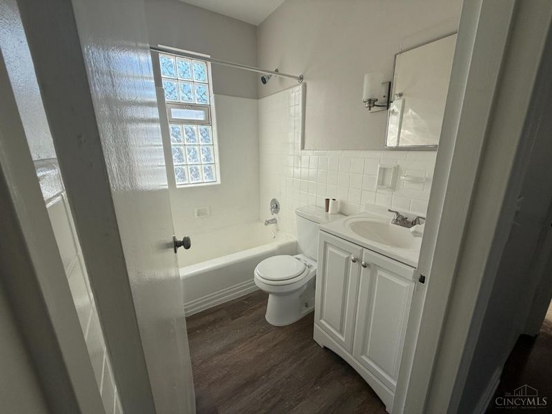 1607 Asmann, Reading, OH 45229 Photo 9