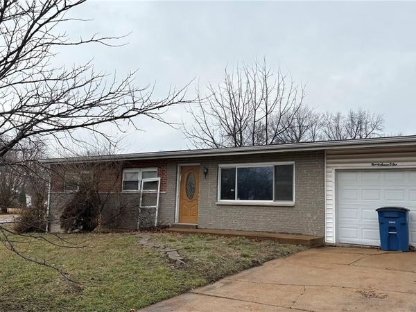 9701 Glen Owen Drive, St Louis, MO 63136