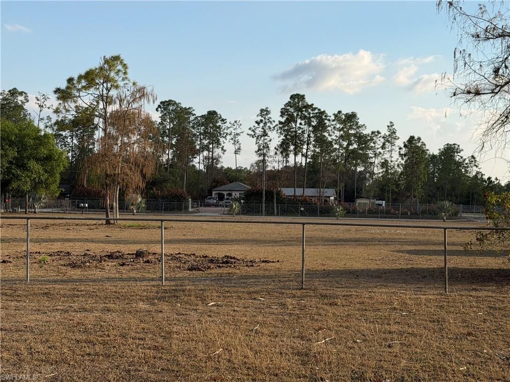 3951 2nd Ave Se, Naples, FL 34117 Photo