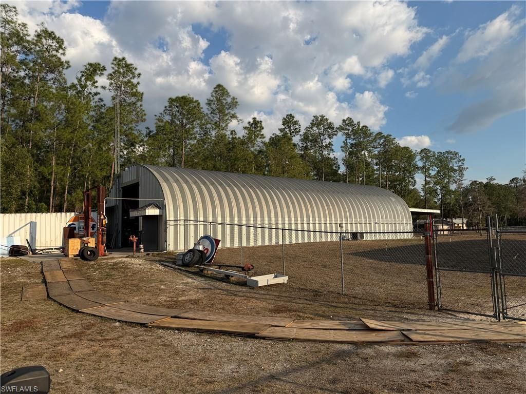 3951 2nd Ave Se, Naples, FL 34117 Photo