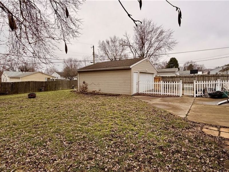 2215 Willowrow Avenue NE, Canton, OH 44705 Photo 21