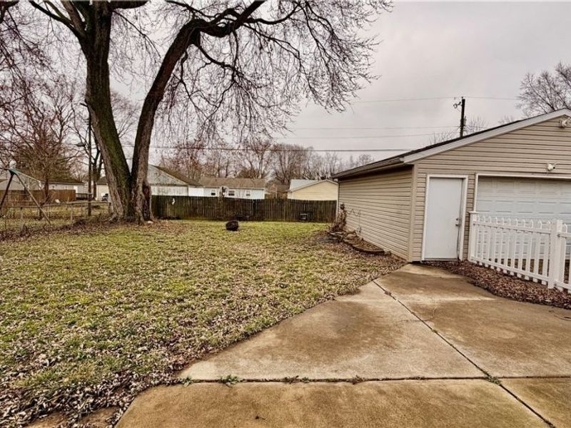 2215 Willowrow Avenue NE, Canton, OH 44705 Photo 22