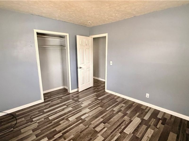 2215 Willowrow Avenue NE, Canton, OH 44705 Photo 6