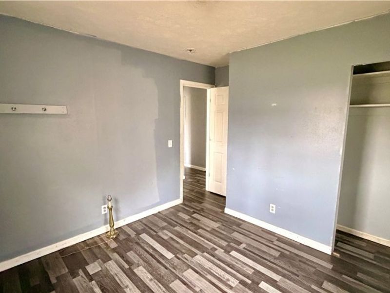 2215 Willowrow Avenue NE, Canton, OH 44705 Photo 8