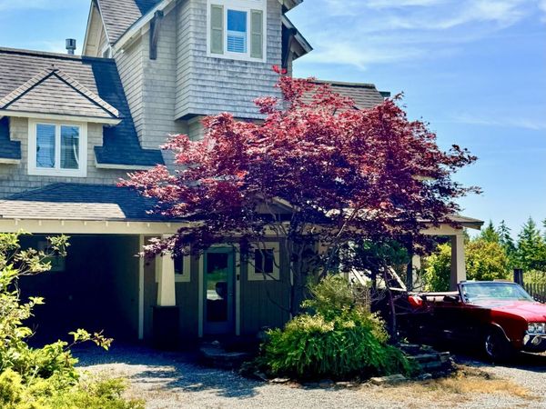 19 Hugh Av Hugh Avenue, Harpswell, ME 04003