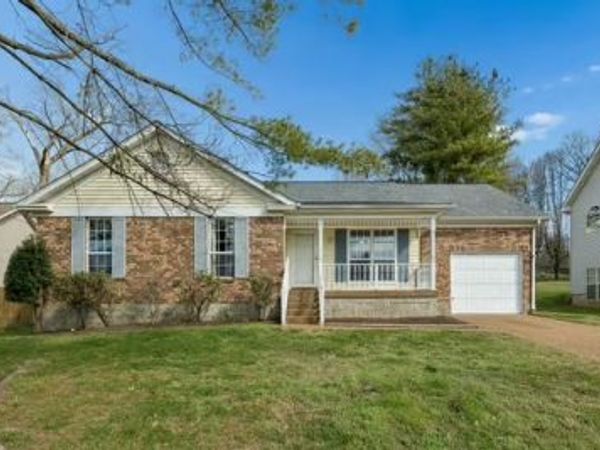 1945 Welsenboro Cir, Hermitage, TN 37076