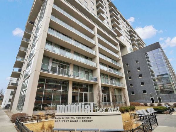 910 W HURON Street , Unit 1010, Chicago, IL 60642