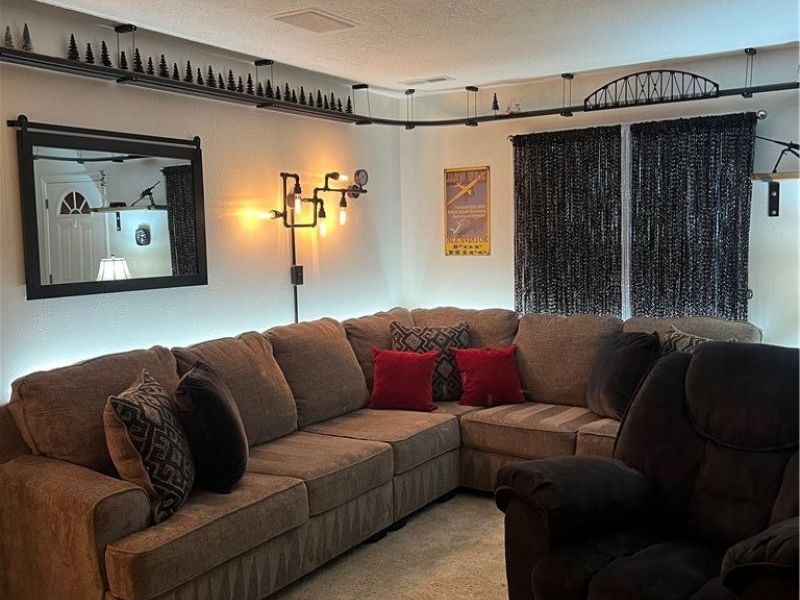 705 Lakeview, Cortland, OH 44410 Photo 14